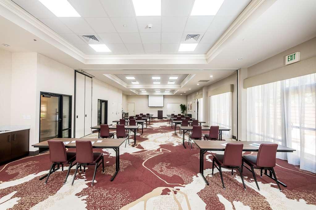 Hampton Inn & Suites Dobson Facilități foto